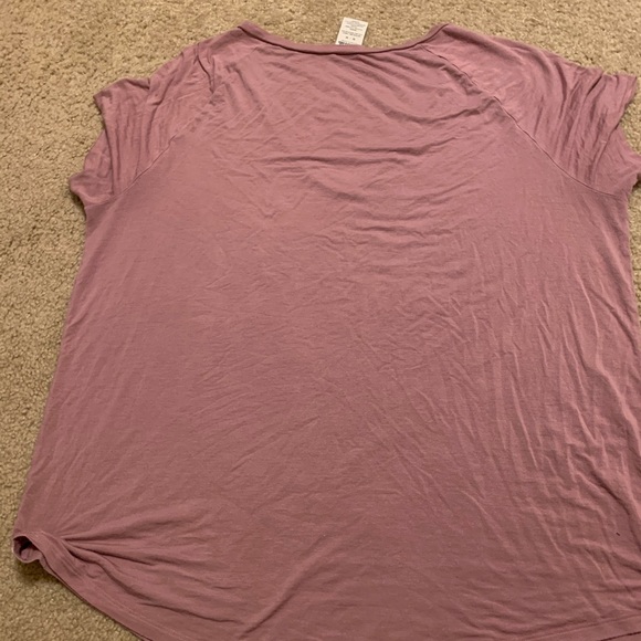 VS Shirt - Picture 3 of 3